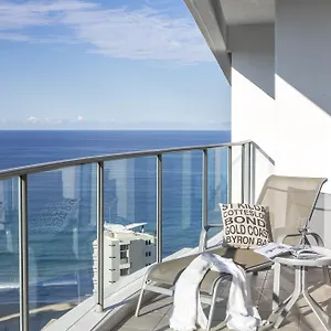 Artique - Official **** Surfers Paradise